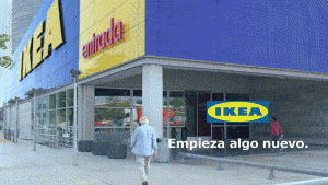 IKEA cuante con robots en sus páginas webs para agilizar la gestión de sus pedidos online.