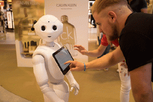 Pepper estará presente en la tienda World Duty Free hasta el próximo 2 de octubre.