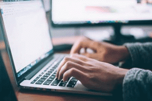AIVO, empresa que desarrolla soluciones de atención al cliente basada en Inteligencia Artificial.