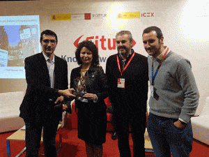 Recogiendo el premio de la app RJB Museo Vivo como Mejor Aplicación turística nacional cultural.