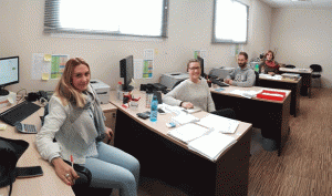 Algunas de las personas que trabajan en el departamento de Atención Al Cliente.