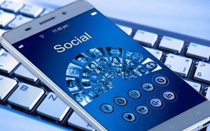 Mapfre, Axa y Zurich, las aseguradoras que más seguidores tiene en redes sociales.