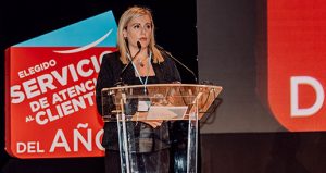 Directora de marketing de Cofidis, en certamen Líderes en Servicio.