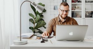 encuestados españoles en estudio de evolutio sobre teletrabajo.