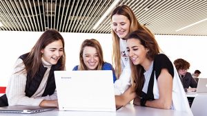 La Universidad San Jorge, entidad privada con sede en Zaragoza, ha automatizado y personalizado sus comunicaciones con la comunidad estudiantil.