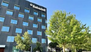 Reorganización servicios sabadell
