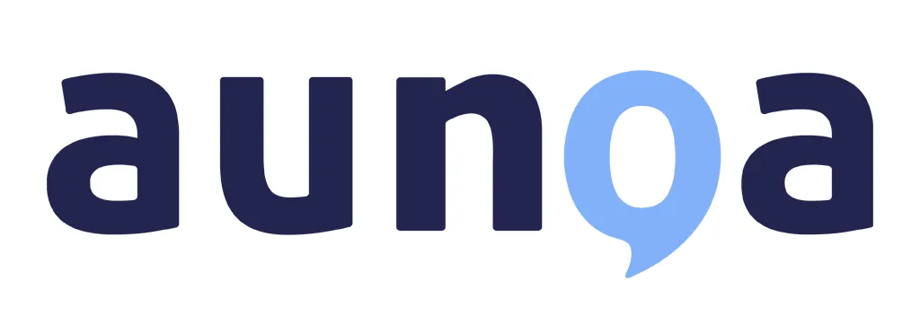Logotipo oficial de la empresa Aunoa con letras en azul oscuro y la letra "o" diseñada como un bocadillo de diálogo azul claro, sobre fondo blanco para el directorio de Relación Cliente.