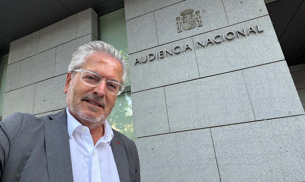 Presidente de la AEERC, frente a la Audiencia Nacional.