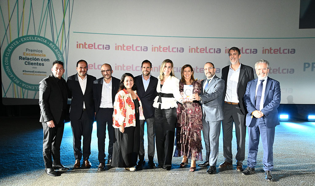 Premio Mejor Provedor del año_Intelcia
